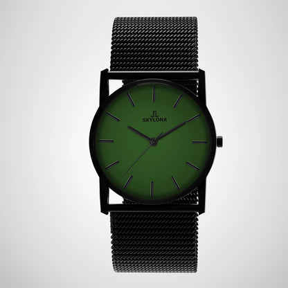 Mesh strap and clasp detail of Elegance Green men’s watch